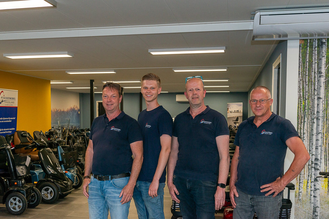 Teamfoto van het team van driewielfietsen.nl en Scootmobiel Friesland